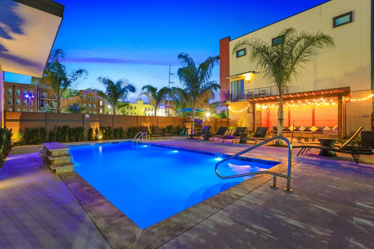 Private Townhouse In A Secure Location Vila Nova Orleães Exterior foto